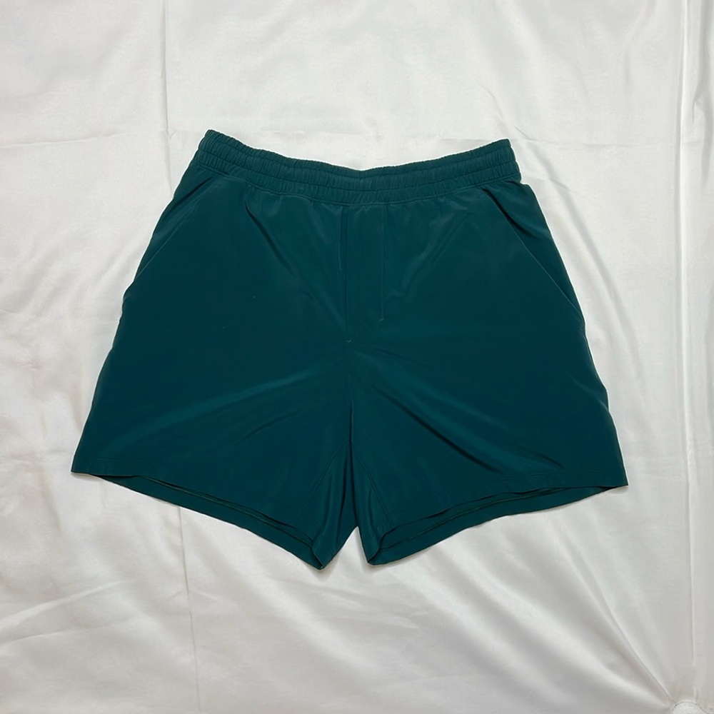 Lululemon Pace Breaker 5” Linerless Shorts Medium